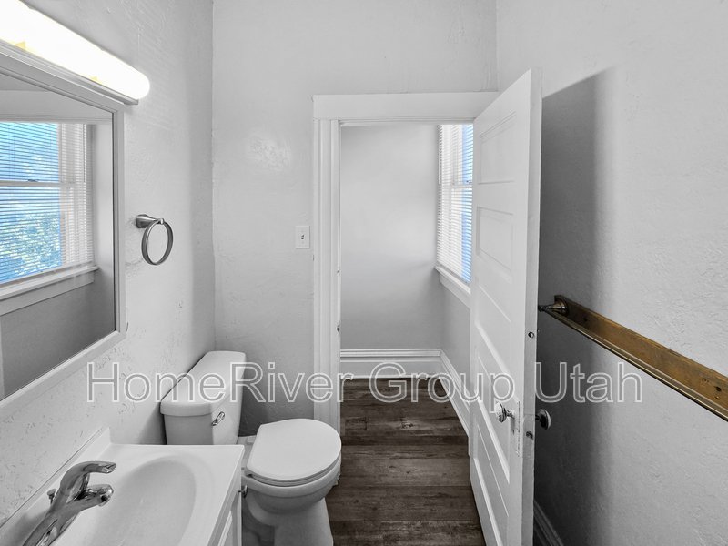 APPLY TODAY! 1277 E 100 S #6 property image