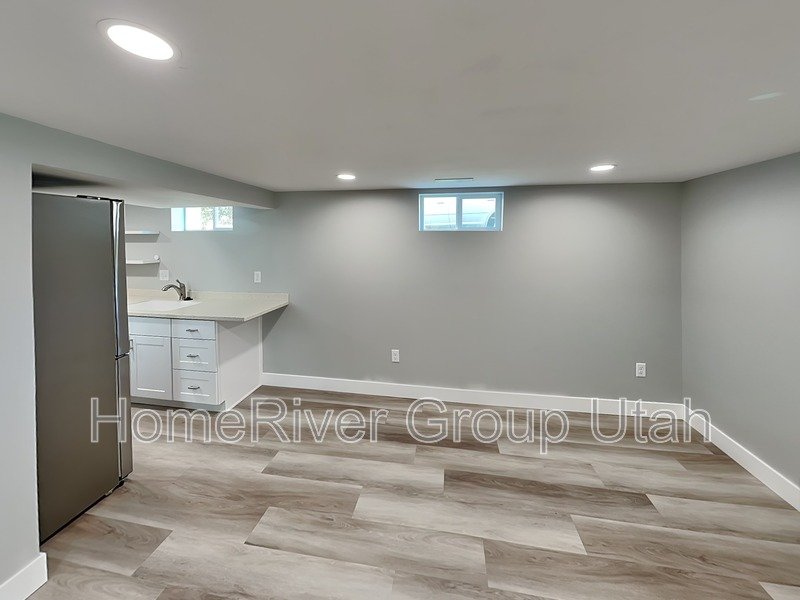 Fully Remodeled 2-Bedroom Apartment in the Heart of Salt Lake City! property image