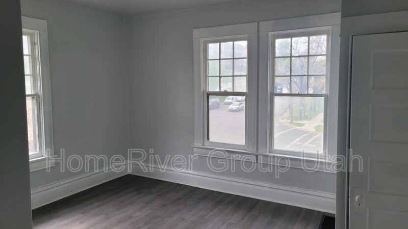 Fantastic Studio Apartment For Rent Close to U of U! property image